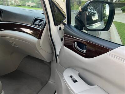 2012 Nissan Quest 3.5 SL   - Photo 16 - Glendora, CA 91740