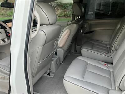 2012 Nissan Quest 3.5 SL   - Photo 8 - Glendora, CA 91740