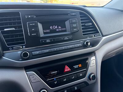 2017 Hyundai ELANTRA SE   - Photo 21 - Glendora, CA 91740