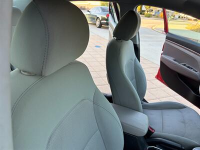 2017 Hyundai ELANTRA SE   - Photo 15 - Glendora, CA 91740