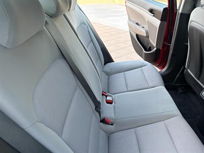 2017 Hyundai ELANTRA SE   - Photo 18 - Glendora, CA 91740