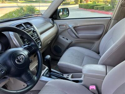 2004 Toyota RAV4   - Photo 19 - Glendora, CA 91740