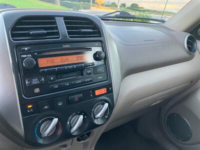 2004 Toyota RAV4   - Photo 15 - Glendora, CA 91740
