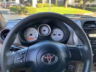 2004 Toyota RAV4   - Photo 26 - Glendora, CA 91740