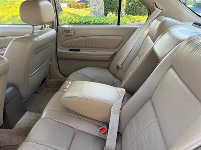 1998 Nissan Maxima GLE   - Photo 11 - Glendora, CA 91740