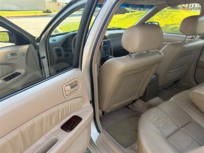1998 Nissan Maxima GLE   - Photo 10 - Glendora, CA 91740