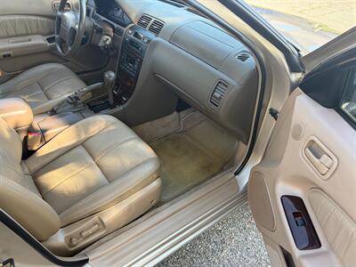 1998 Nissan Maxima GLE   - Photo 15 - Glendora, CA 91740