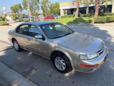 1998 Nissan Maxima GLE   - Photo 3 - Glendora, CA 91740