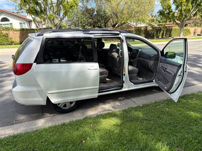 2007 Toyota Sienna LE 8-Passenger   - Photo 10 - Glendora, CA 91740