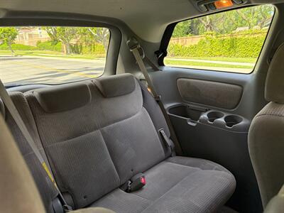 2007 Toyota Sienna LE 8-Passenger   - Photo 9 - Glendora, CA 91740