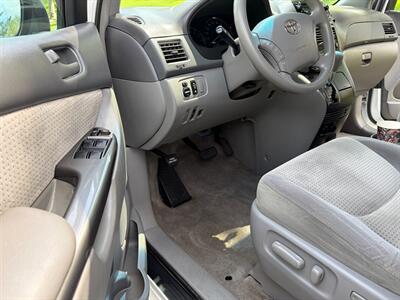 2007 Toyota Sienna LE 8-Passenger   - Photo 14 - Glendora, CA 91740