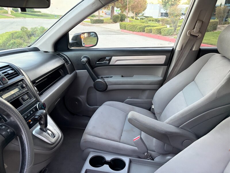 2011 Honda CR-V LX - Photo 8 - Glendora, CA 91740