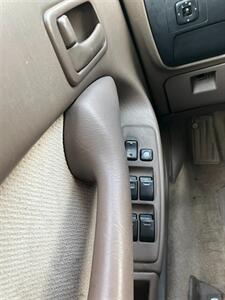 1995 Toyota Camry LE   - Photo 22 - Glendora, CA 91740