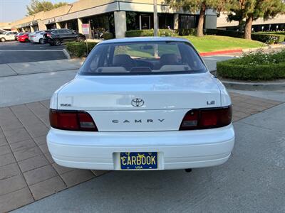 1995 Toyota Camry LE   - Photo 5 - Glendora, CA 91740