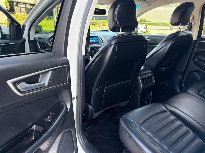2016 Ford Edge SEL - Photo 9 - Glendora, CA 91740