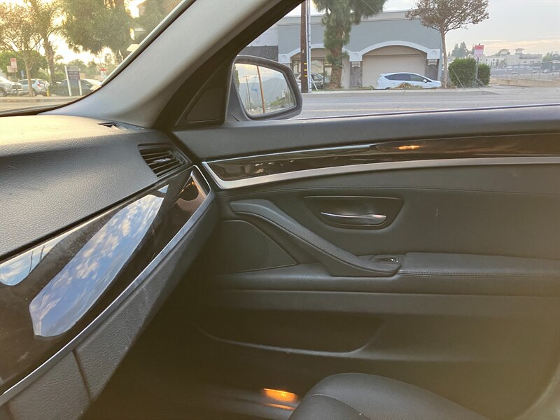 2015 BMW 5 Series 528i - Photo 24 - Glendora, CA 91740