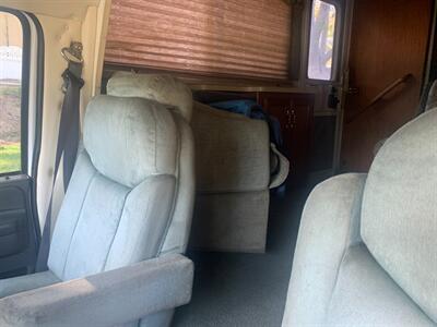 1996 FORD E350 Camper   - Photo 7 - Glendora, CA 91740