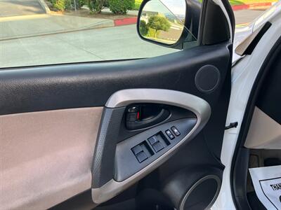 2008 Toyota RAV4   - Photo 7 - Glendora, CA 91740