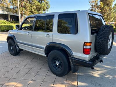 1998 Isuzu Trooper S   - Photo 6 - Glendora, CA 91740