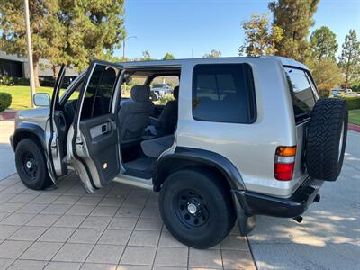 1998 Isuzu Trooper S   - Photo 14 - Glendora, CA 91740