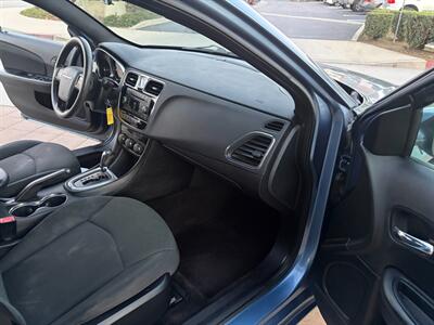 2011 Chrysler 200 Series LX   - Photo 13 - Glendora, CA 91740