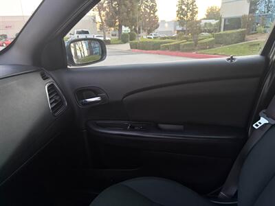 2011 Chrysler 200 Series LX   - Photo 20 - Glendora, CA 91740