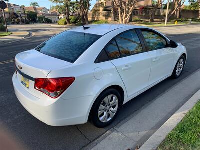 2014 Chevrolet Cruze LS Auto - Photo 3 - Glendora, CA 91740