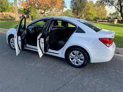 2014 Chevrolet Cruze LS Auto - Photo 10 - Glendora, CA 91740