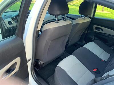 2014 Chevrolet Cruze LS Auto - Photo 9 - Glendora, CA 91740