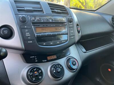 2006 Toyota RAV4 Sport   - Photo 17 - Glendora, CA 91740