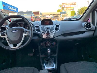 2012 Ford Fiesta SE   - Photo 11 - Glendora, CA 91740