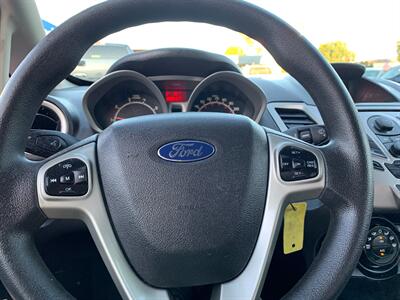 2012 Ford Fiesta SE   - Photo 21 - Glendora, CA 91740