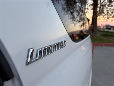 2001 Toyota Sequoia Limited   - Photo 16 - Glendora, CA 91740
