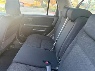 2005 Honda CR-V LX   - Photo 11 - Glendora, CA 91740