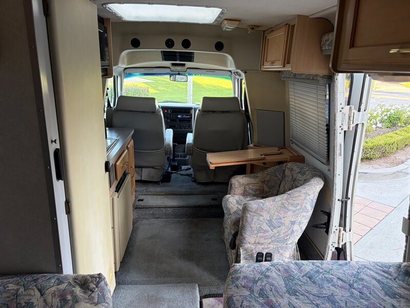 2000 VW Eurovan - Photo 12 - Glendora, CA 91740