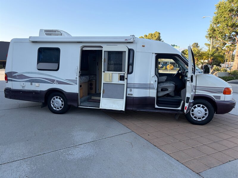 2000 VW Eurovan - Photo 18 - Glendora, CA 91740
