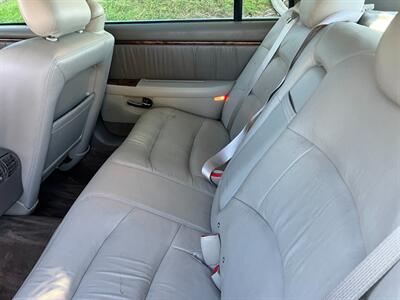 2003 Buick Park Avenue Ultra   - Photo 11 - Glendora, CA 91740