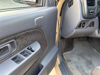 2001 Nissan Xterra XE-V6 - Photo 10 - Glendora, CA 91740