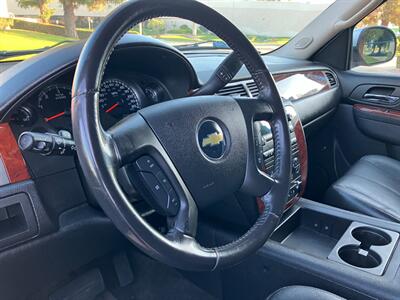 2010 Chevrolet Suburban LT   - Photo 9 - Glendora, CA 91740