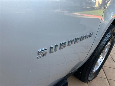 2010 Chevrolet Suburban LT   - Photo 18 - Glendora, CA 91740