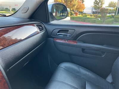 2010 Chevrolet Suburban LT   - Photo 32 - Glendora, CA 91740