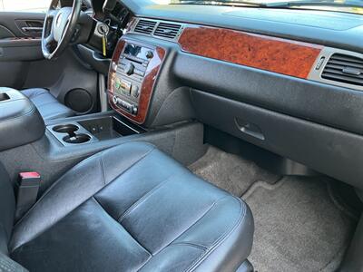 2010 Chevrolet Suburban LT   - Photo 19 - Glendora, CA 91740