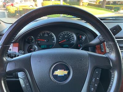 2010 Chevrolet Suburban LT   - Photo 34 - Glendora, CA 91740