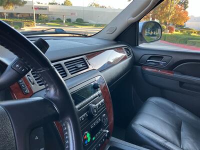 2010 Chevrolet Suburban LT   - Photo 12 - Glendora, CA 91740