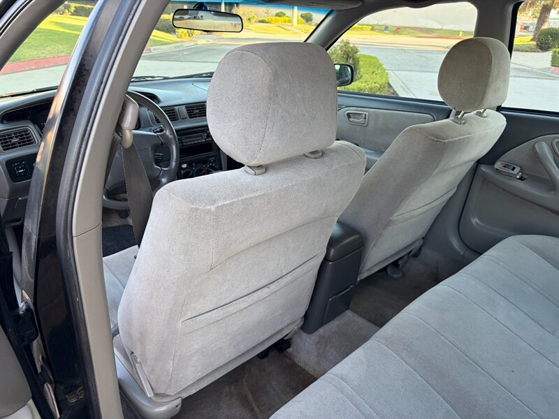 1998 Toyota Camry XLE - Photo 12 - Glendora, CA 91740