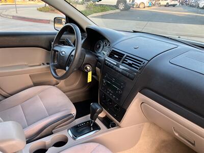 2006 Ford Fusion I4 SE   - Photo 15 - Glendora, CA 91740