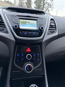 2015 Hyundai ELANTRA SE   - Photo 19 - Glendora, CA 91740