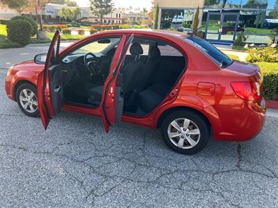 2010 Kia Rio LX - Photo 12 - Glendora, CA 91740