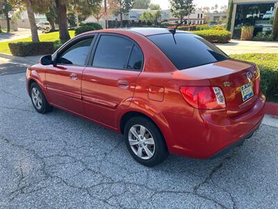 2010 Kia Rio LX - Photo 6 - Glendora, CA 91740