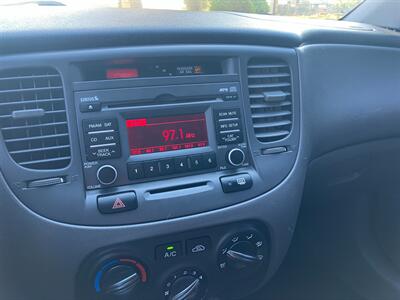 2010 Kia Rio LX - Photo 20 - Glendora, CA 91740